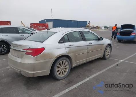 2012 Chrysler 200 Touring from USA, damaged, VIN 1C3CCBBB6CN155081